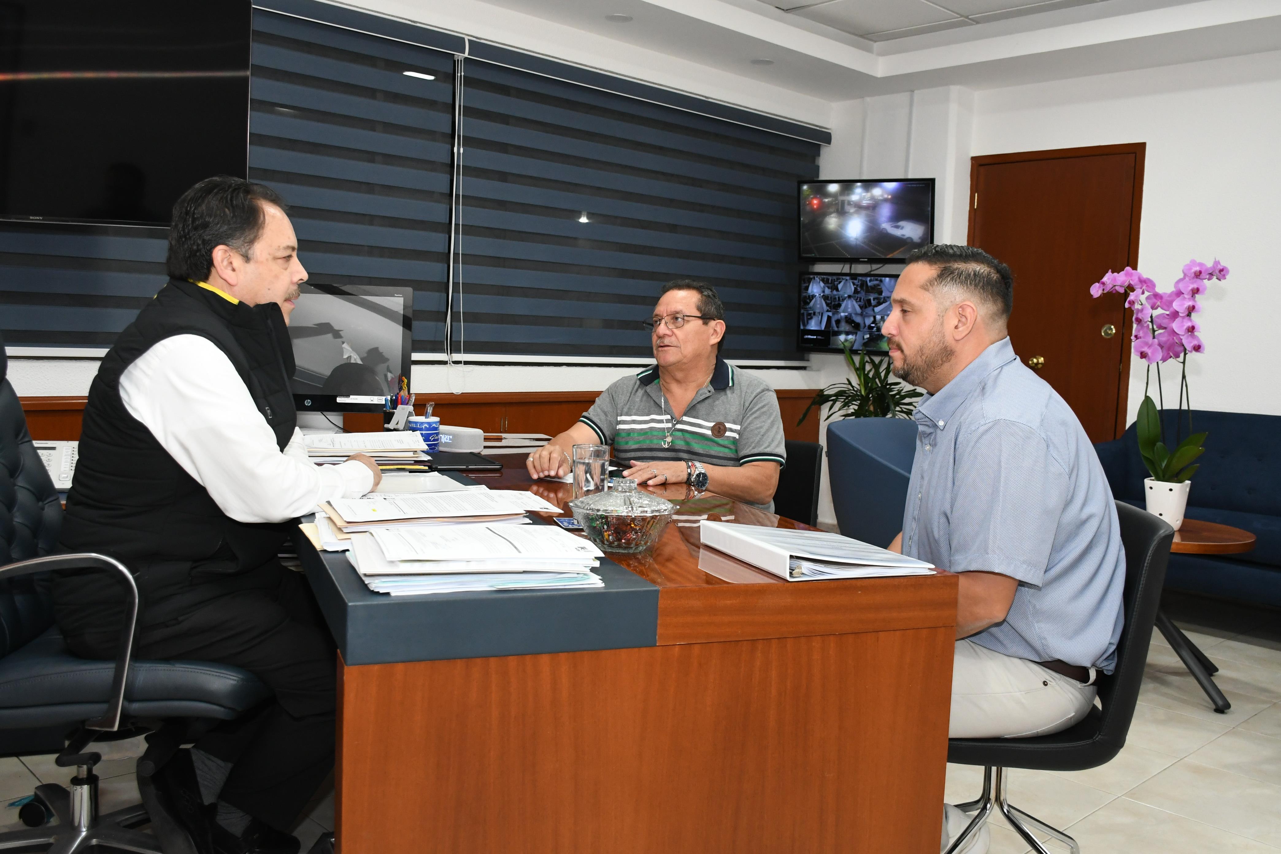 Visita de compañeros de Yucatan